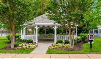 21950 GARGANEY Ter 407, Ashburn, VA 20147