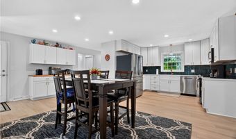 4711 Diane Dr, Ashtabula, OH 44004