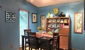 48 Grisham Dr, Bella Vista, AR 72715
