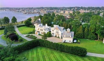 2 Harbor View Dr, Newport, RI 02840