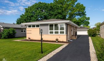 1166 S Highland Ave, Arlington Heights, IL 60005