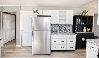 451 27th St, Allegan, MI 49010