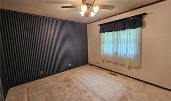 1810 Michaelle Ln, Albert Lea, MN 56007