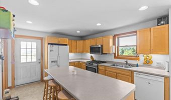 580 River Rd, Cambridge, VT 05464