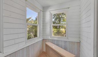 35 Broadview St, Bristol, CT 06010