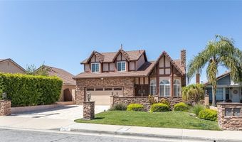 7975 E Altair Ln, Anaheim, CA 92808