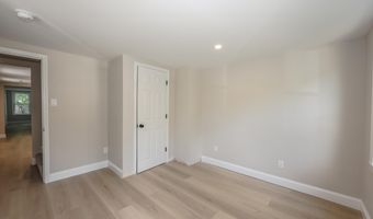 32 Raymond Rd, Auburn, NH 03032