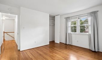 8352 ORANGE Ct, Alexandria, VA 22309