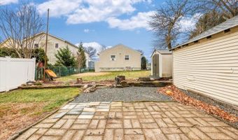 86 W Main St, Bergenfield, NJ 07621