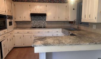500 Gail Dr, Sulphur Springs, TX 75482