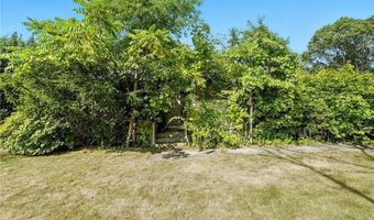 1907 Kingstown Rd, South Kingstown, RI 02879
