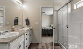 13584 Leppert St, Caldwell, ID 83607