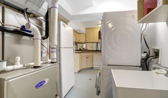 7413 REBECCA Dr, Alexandria, VA 22307