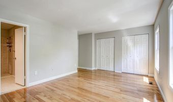 7530 WESTLAKE Ter 45, Bethesda, MD 20817