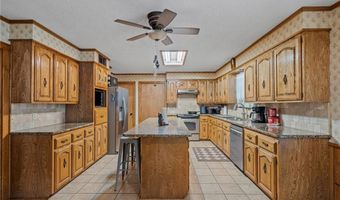 109 Meadors Dr, Alma, AR 72921