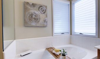 3682 Tanglewood Ct, Ann Arbor, MI 48105