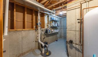 2612 E Sunrise Ct, Brandon, SD 57005