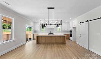 183 Arrow Glenn Ct, Advance, NC 27006