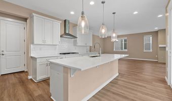 12135 SW SILVERTIP St, Beaverton, OR 97007
