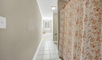 1368 Sunnyhill Dr, Camden, SC 29020