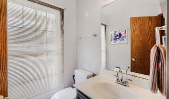 1721 Dorchester Ave, Algonquin, IL 60102