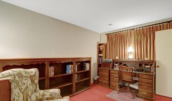 8422 GEORGIAN Way, Annandale, VA 22003