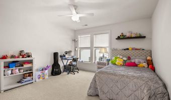 41699 BROOKEBOUROUGH Ct, Aldie, VA 20105