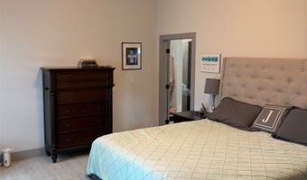 410 S Wickham St, Alvord, TX 76225