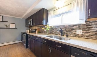 9 Pequot Ave, Cumberland, RI 02864