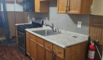 141 Green St, Allentown, PA 18102