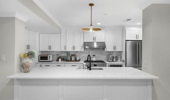 205 Mayfield Cir, Alpharetta, GA 30009