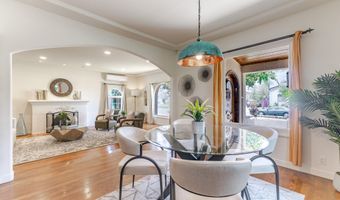 2900 W Shorb St, Alhambra, CA 91803