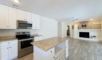411 MONTICELLO Dr, Altamonte Springs, FL 32701