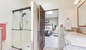 223 Horseshoe Dr, Adams Twp., PA 16046