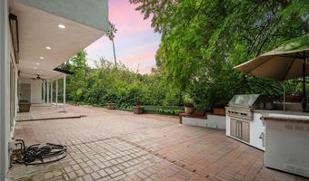 3601 Dellvale Pl, Encino, CA 91436