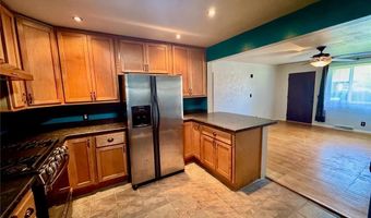 2923 Buena Vista Ave, Alton, IL 62002
