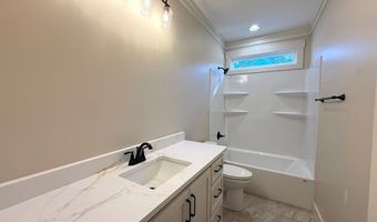 2302 Thomas St, Adel, GA 31620