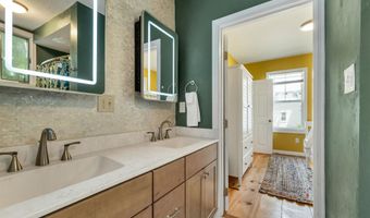 51 Grove St, Bartlett, NH 03812
