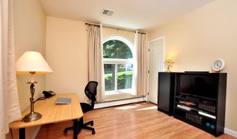 24 Sharon Rd, Bloomfield, CT 06002