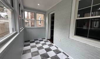 30 Hadley St, Bridgeport, CT 06610