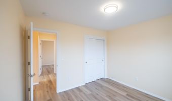 2037 Waterford St SE, Albany, OR 97322