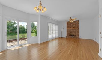 427 W Natoma Ave, Addison, IL 60101