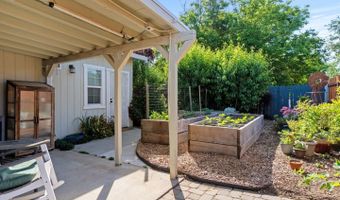 2945 Silo Ct, Anderson, CA 96007