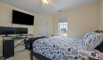 203 Old Causeway Rd, Atlantic Beach, NC 28512