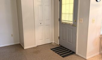 520 Sheldon St, Algonac, MI 48001
