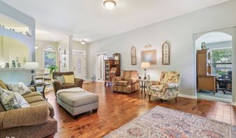 7701 Donegal Dr, Indianapolis, IN 46217