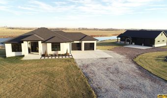 18228 London Ave, Beatrice, NE 68310