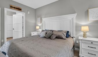 570 Linden Dr 316, Arnolds Park, IA 51331