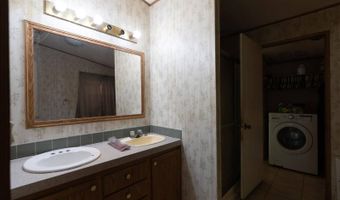 230 Lake Forest Dr, Birchwood, TN 37308