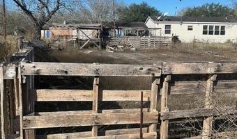 403 County Road 324 Cir, Alice, TX 78332